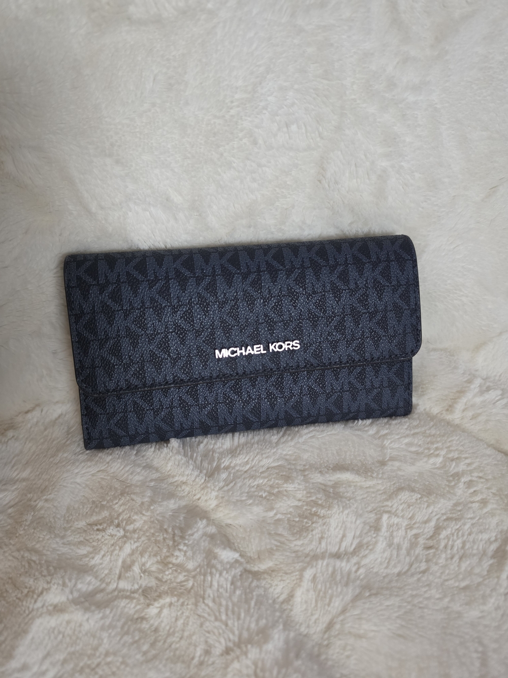 ‼️NWT - Michael Kors Large Trifold Jet Set Travel Admiral Navy Blue Wallet